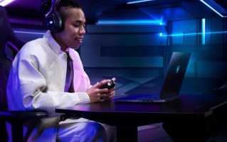 宏碁发布掠夺者Helios Neo 16S AI游戏笔记本