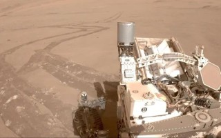 火星马拉松：NASA“毅力”号行驶里程突破42公里，90%靠自动驾驶