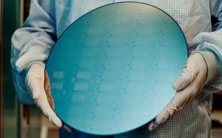 高通CEO安蒙证实：正与三星洽谈2纳米芯片代工合作事宜