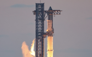 马斯克对所有人工智能公司放狠话：SpaceX的成就将远超你们总和