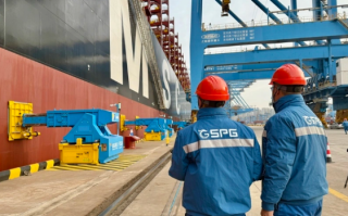 停泊全程不到30秒！全国首套真空式自动系泊系统在青岛港投用