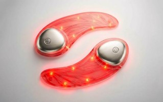 欧莱雅携三款美容科技新品亮相CES 2026：含LED面罩、LED眼罩