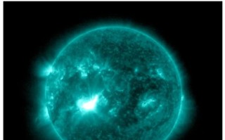 太阳X级耀斑今年首次爆发，明后可能出现较强地磁活动