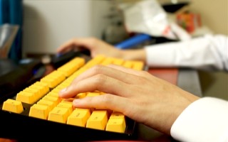 官方：我国是全球AI专利最大拥有国 核心产业规模超1.2万亿元！