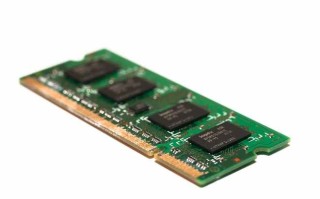 数据中心今年消耗七成高端内存，原厂已在出售后年产能