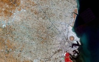 在地中海岸 有个奇特的“水泥色之城”：看不到一棵树！