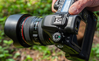 游客因拍照设备太专业被景区驱赶 工作人员：禁止商业拍摄