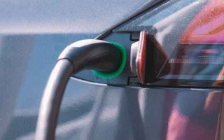 我国电动汽车充电基础设施（枪）总数突破2000万大关