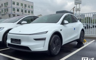 崔东树：2025年1-12月汽车出口832万台年增30%