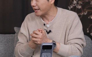 雷军透露新一代小米SU7努力赶进度，部分门店可能在春节前展出