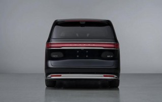 鸿蒙智行首款MPV智界V9完成申报，采用7座布局